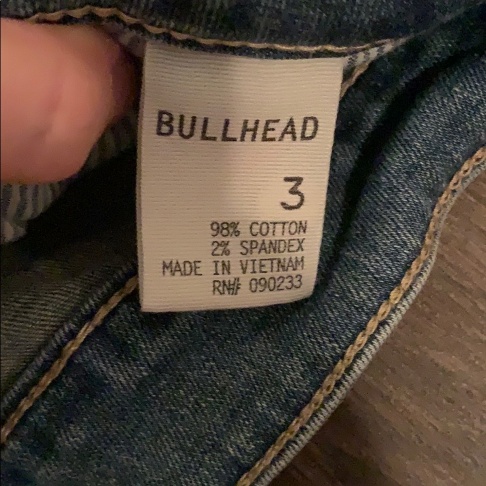 Bullhead shorts - Picture 2 of 4